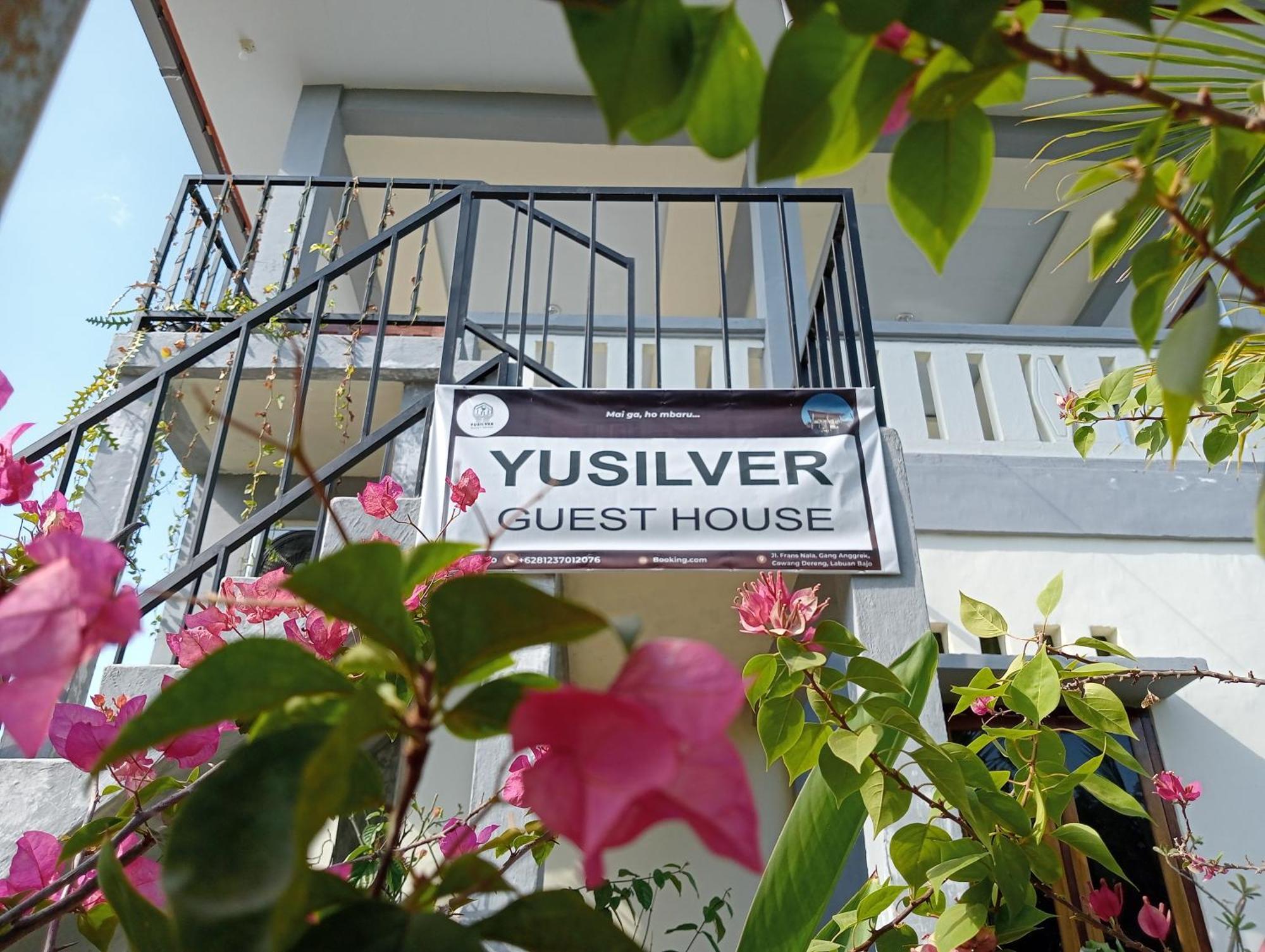 Yusilver Guest House 라부안 바조 외부 사진